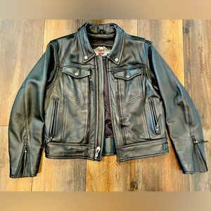 **SOLD** Genuine Leather Women’s Harley Davidson Jacket Size Large
